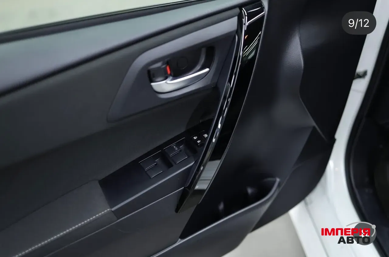 Toyota Corolla - фото 9