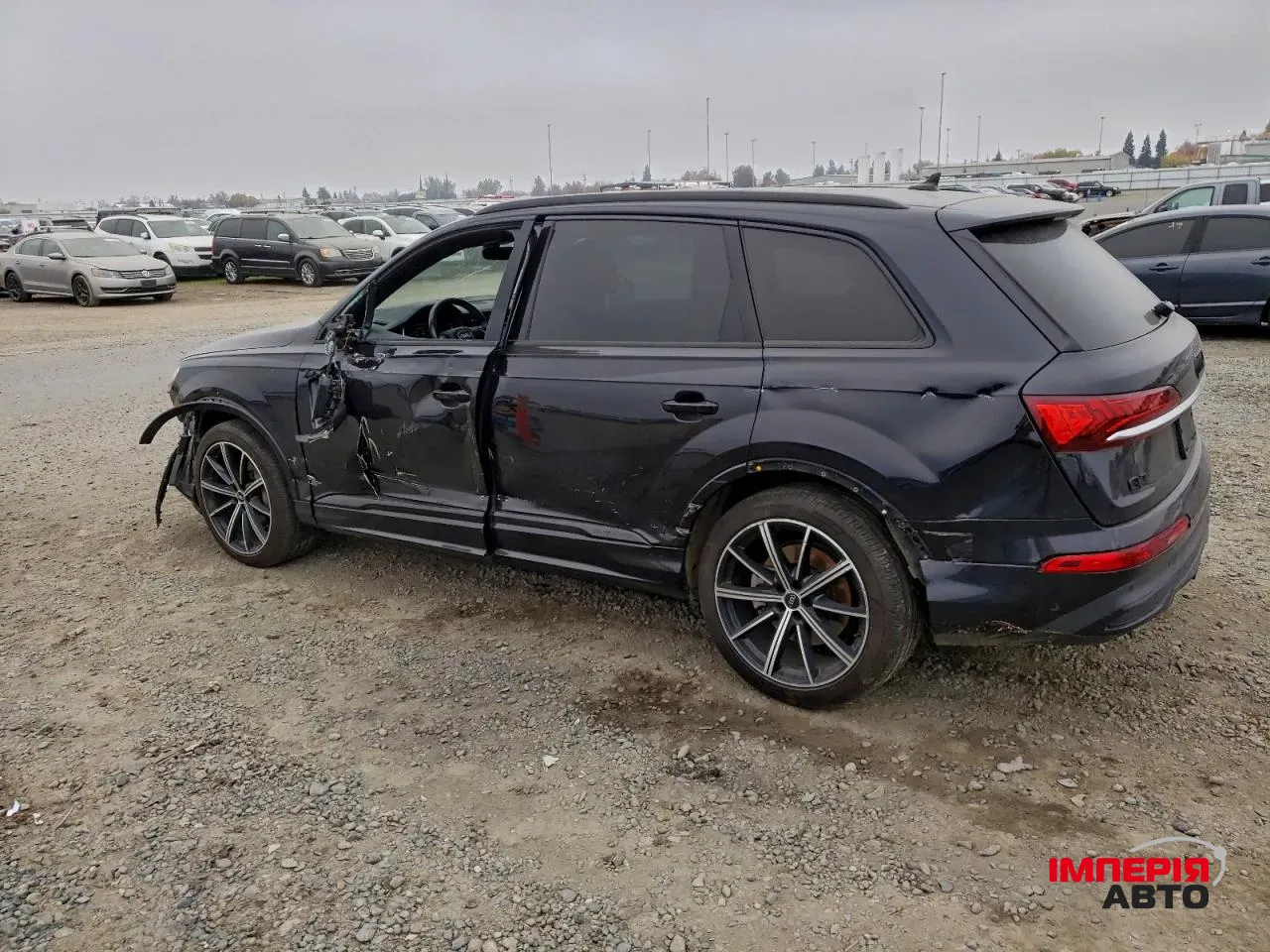 Audi Q7 - фото 4
