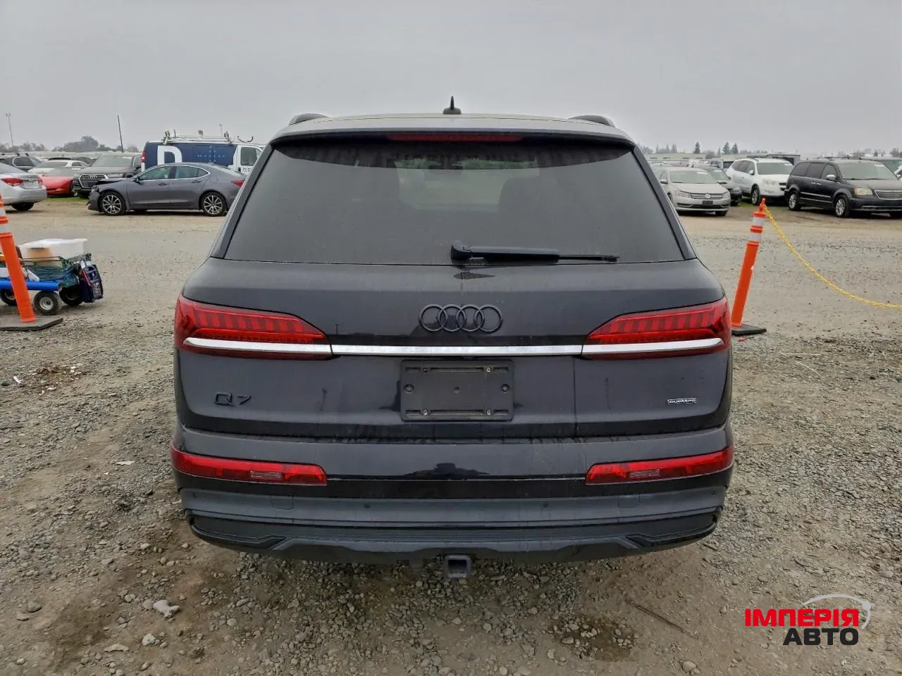 Audi Q7 - фото 5