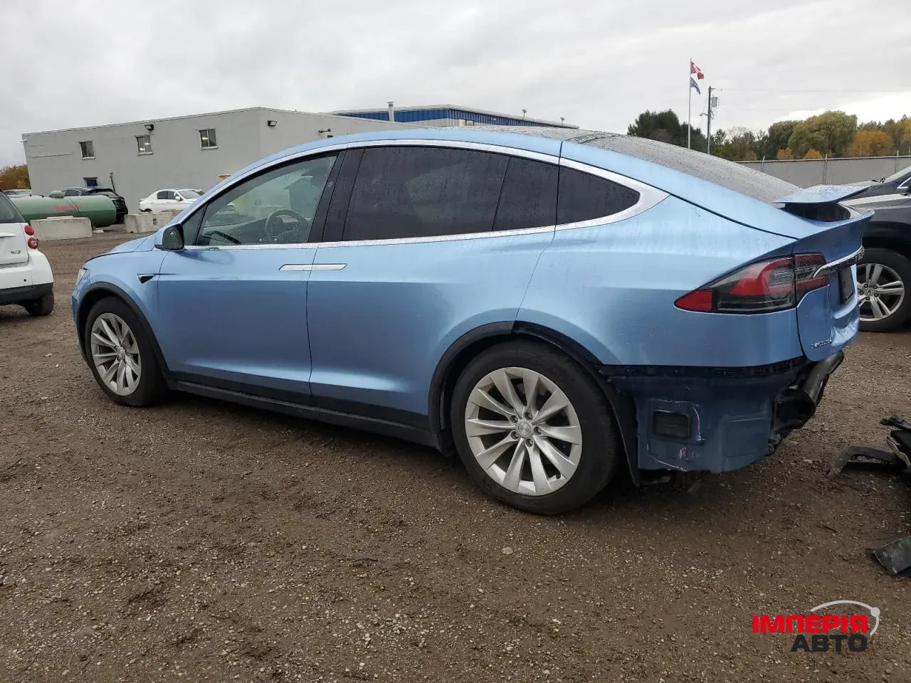 Tesla Model X - фото 4