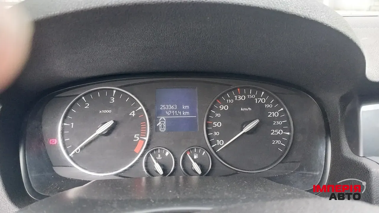 Renault Laguna - фото 10