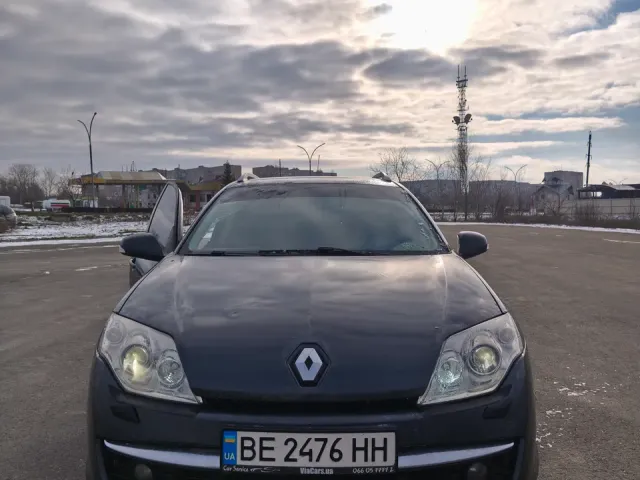 Renault Laguna - фото 1