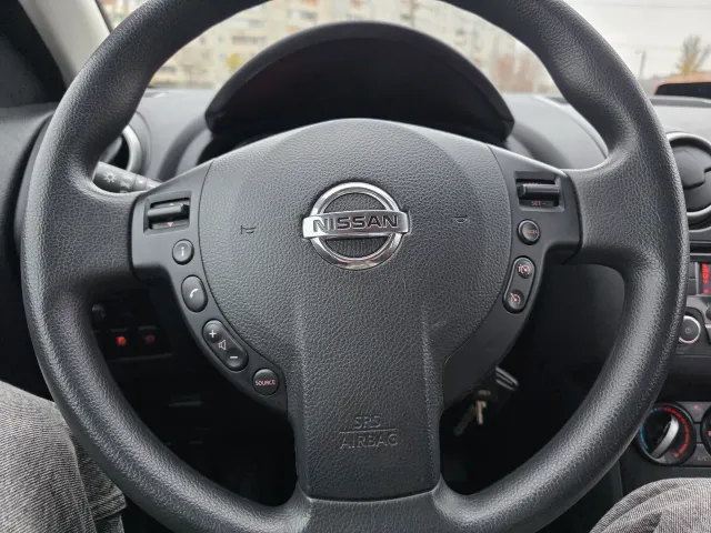 Nissan Qashqai - фото 5
