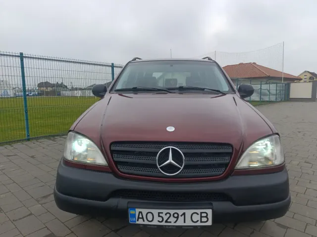 Mercedes-Benz M-Класс - фото 4