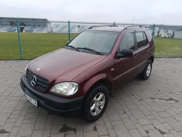 Mercedes-Benz M-Класс - фото 1