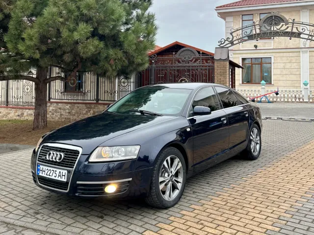 Audi A6 - фото 1