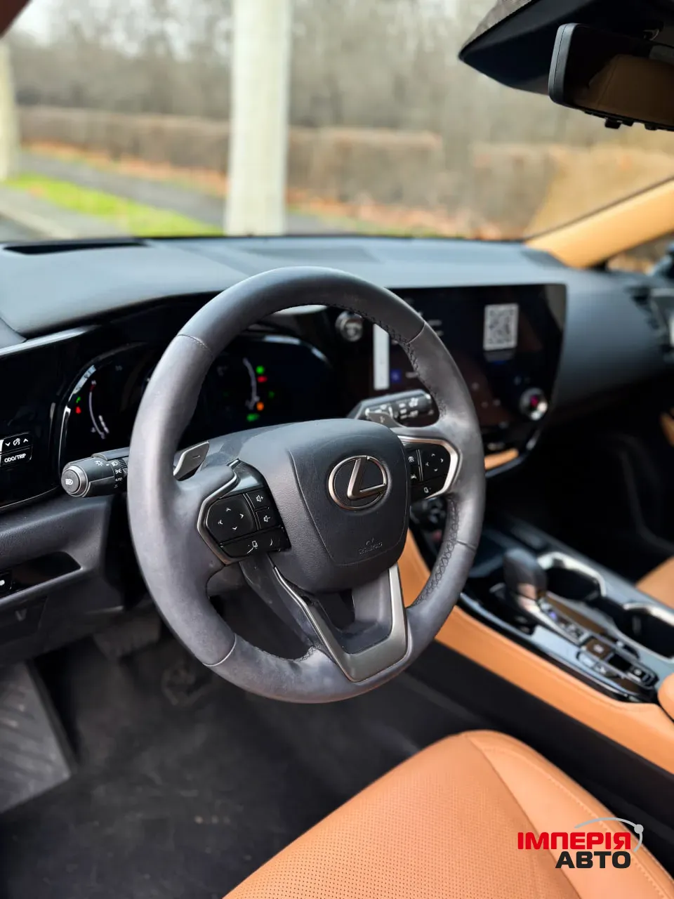 Lexus NX - фото 12