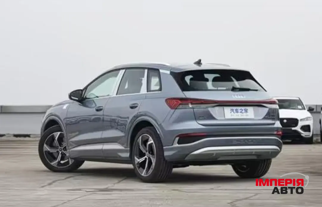 Audi Q4 e-tron - фото 5