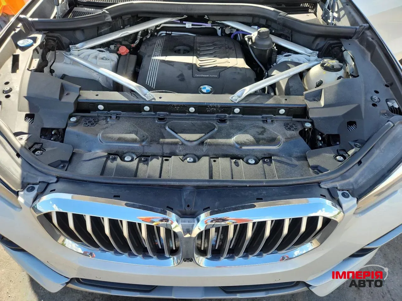 BMW X5 - фото 11