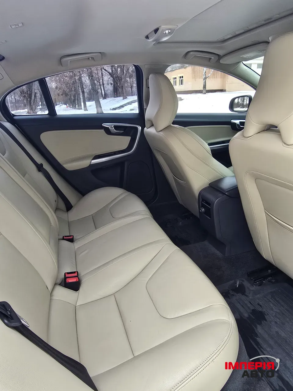 Volvo S60 - фото 6