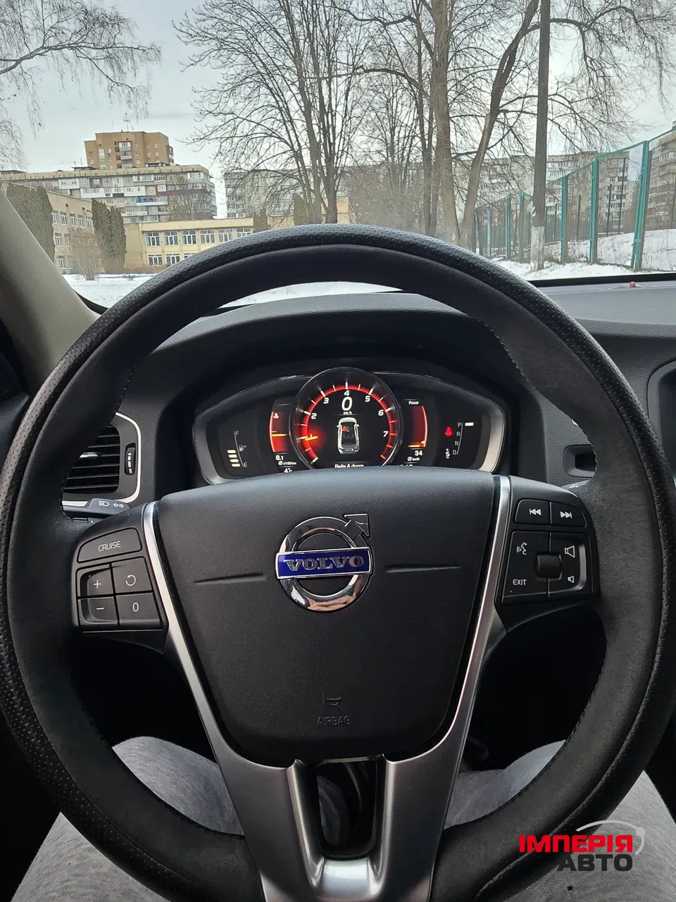 Volvo S60 - фото 8