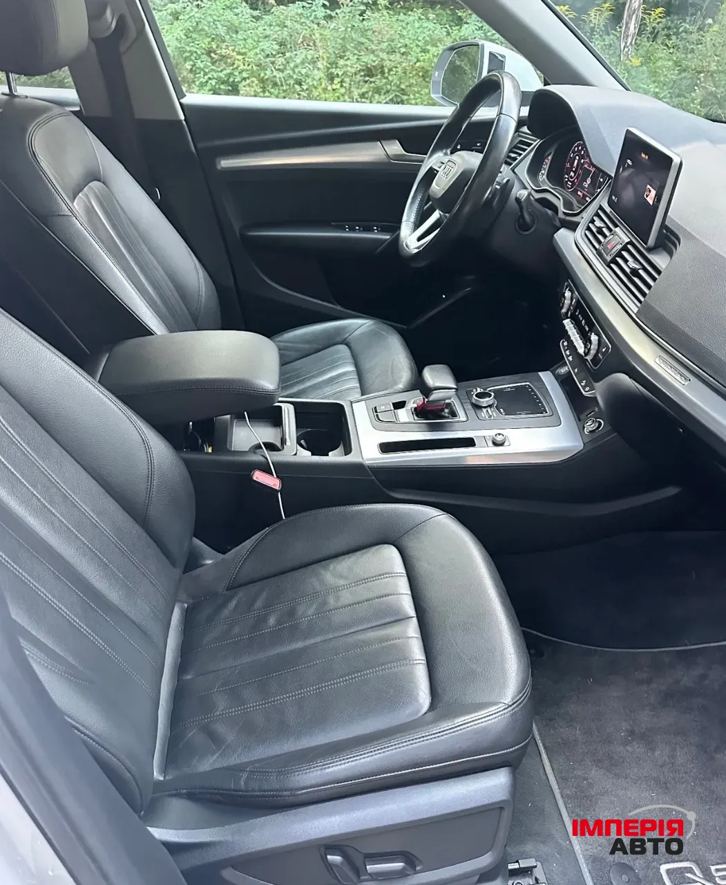 Audi Q5 - фото 8