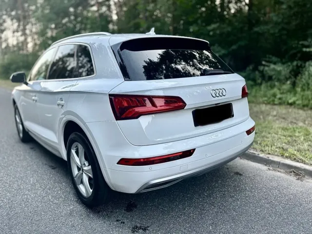 Audi Q5 - фото 4