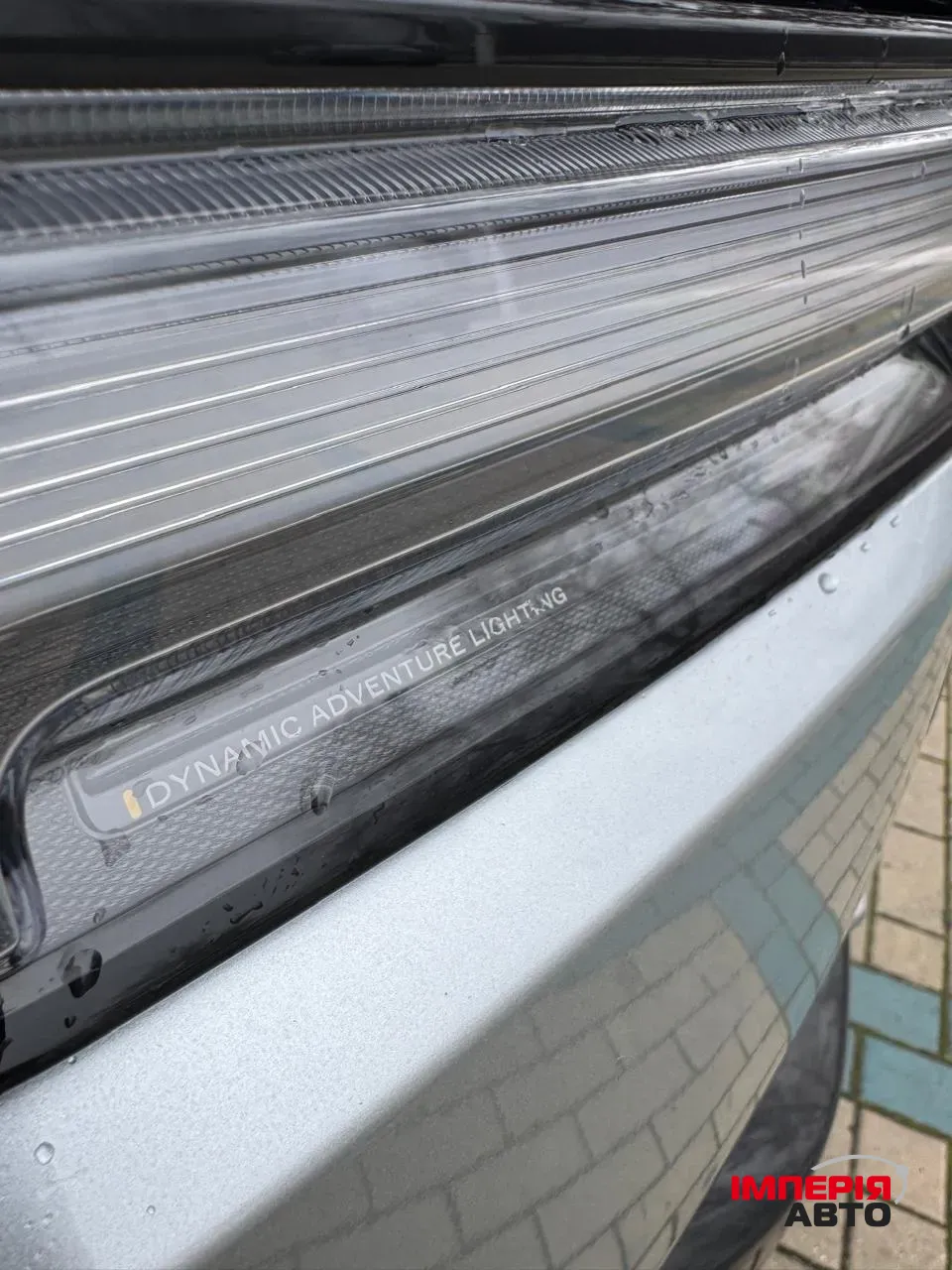 Rivian R1S - фото 33