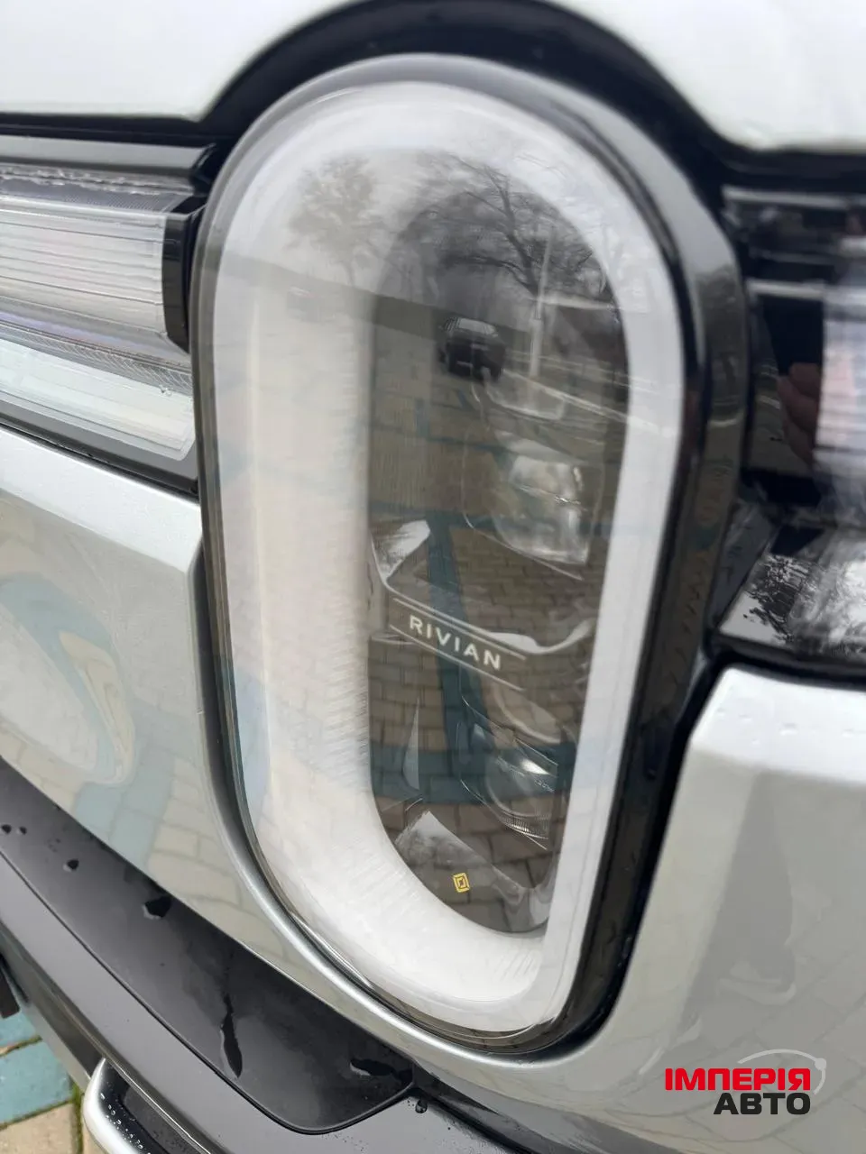 Rivian R1S - фото 35