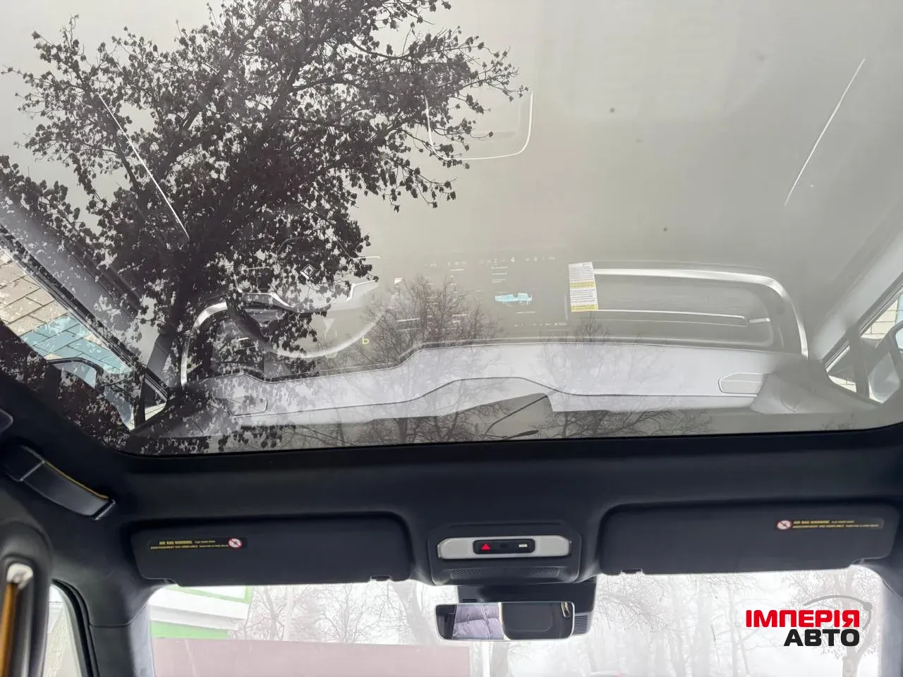 Rivian R1S - фото 27