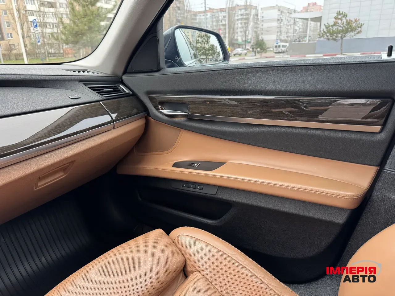 BMW 7 серії - фото 24