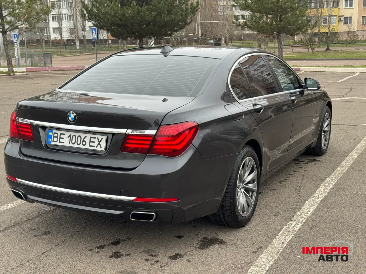 BMW 7 серії - фото 6