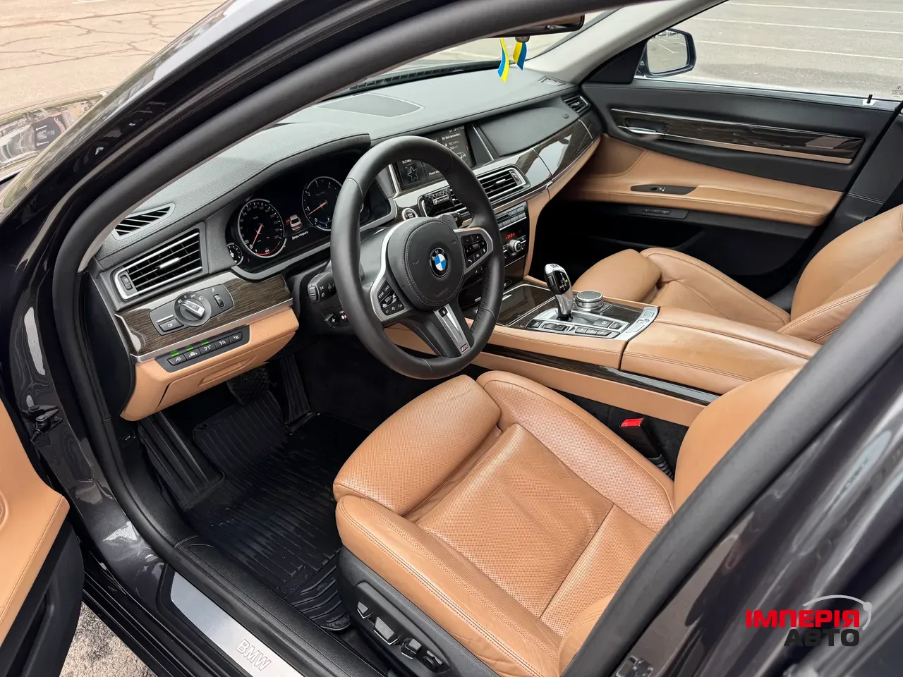 BMW 7 серії - фото 16