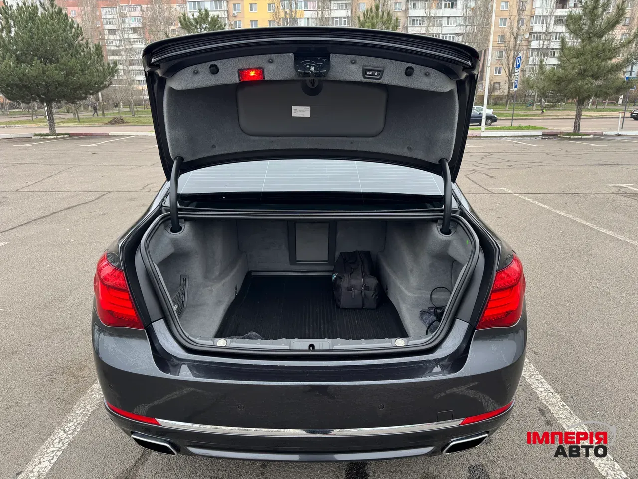 BMW 7 серії - фото 15