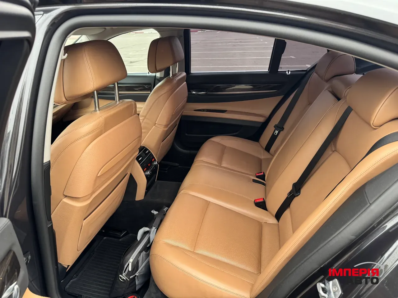 BMW 7 серії - фото 20
