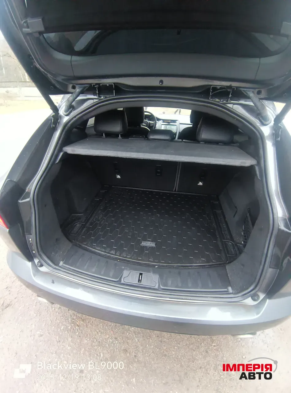 Jaguar E-Pace - фото 19