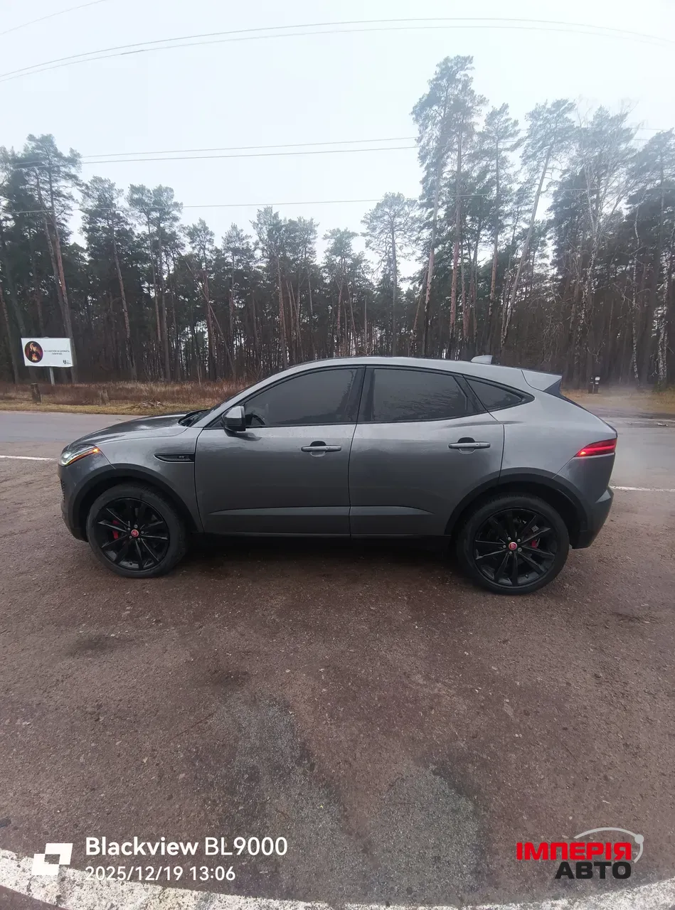 Jaguar E-Pace - фото 2