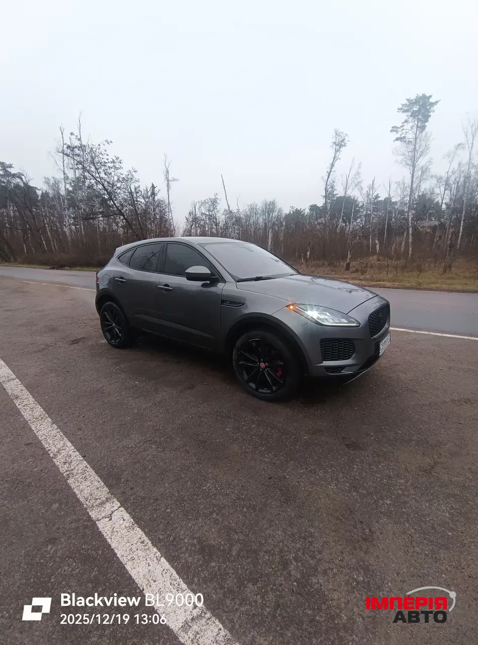Jaguar E-Pace - фото 4