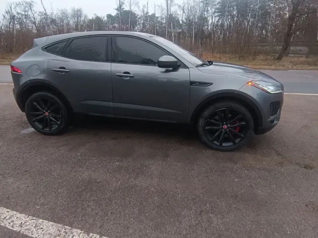 Jaguar E-Pace - фото 1