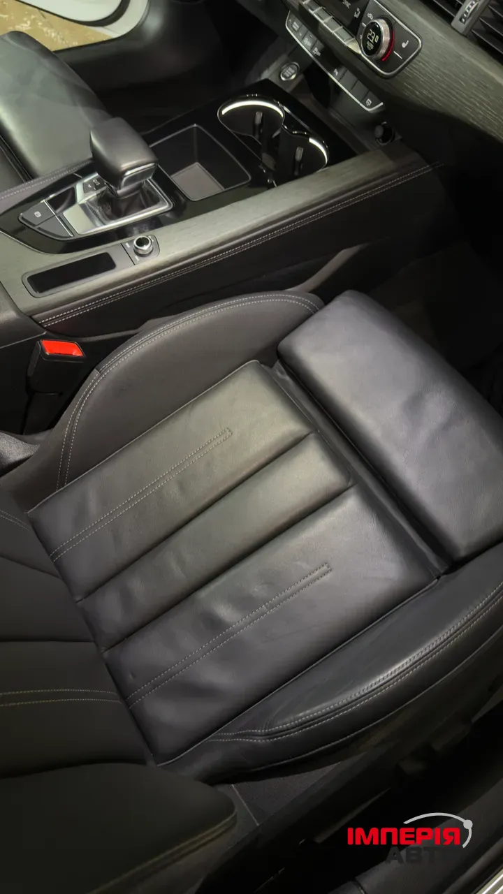 Audi A4 - фото 11