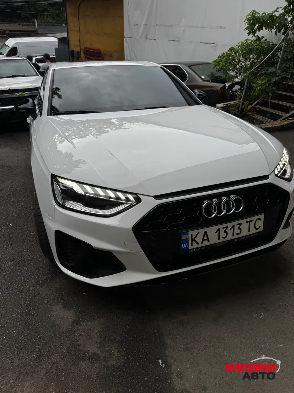 Audi A4 - фото 2