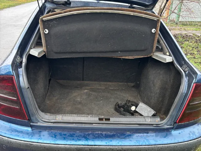 Skoda Octavia - фото 3