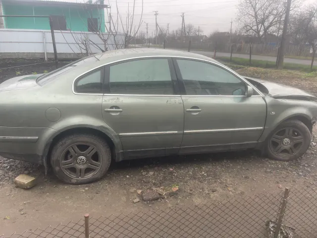 Volkswagen Passat - фото 3