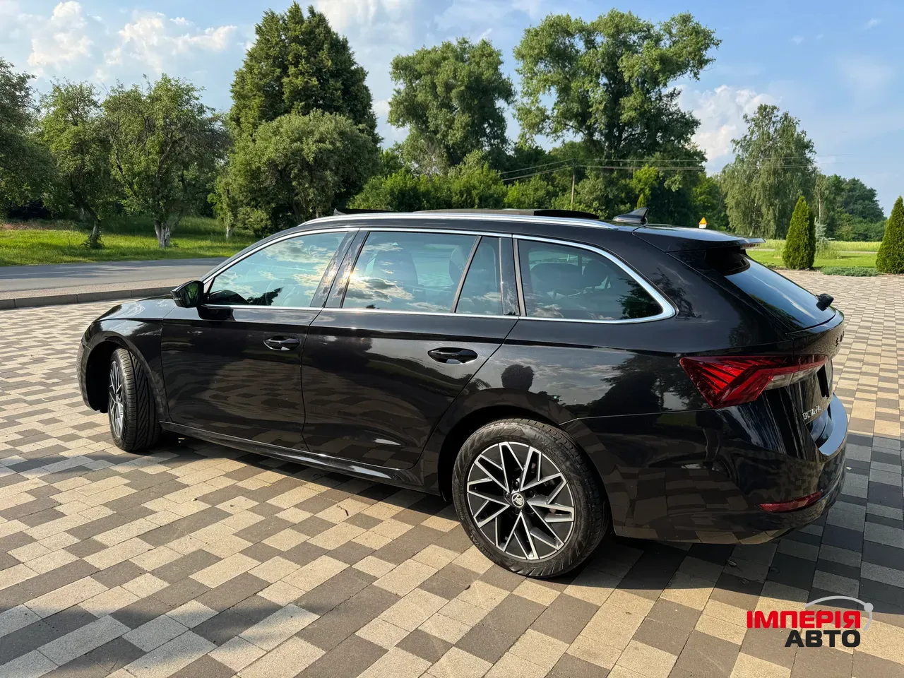 Skoda Octavia - фото 9