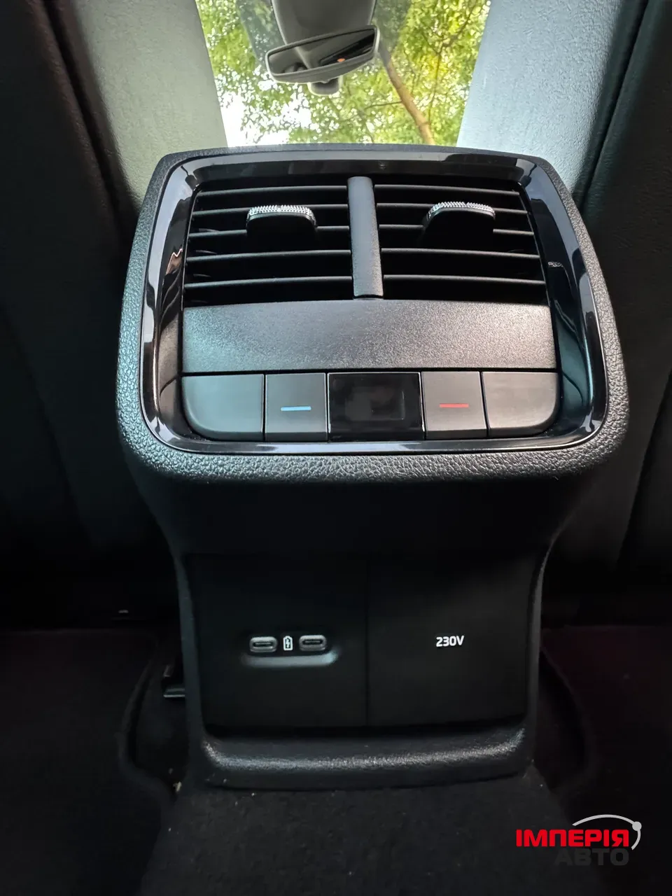 Skoda Octavia - фото 16