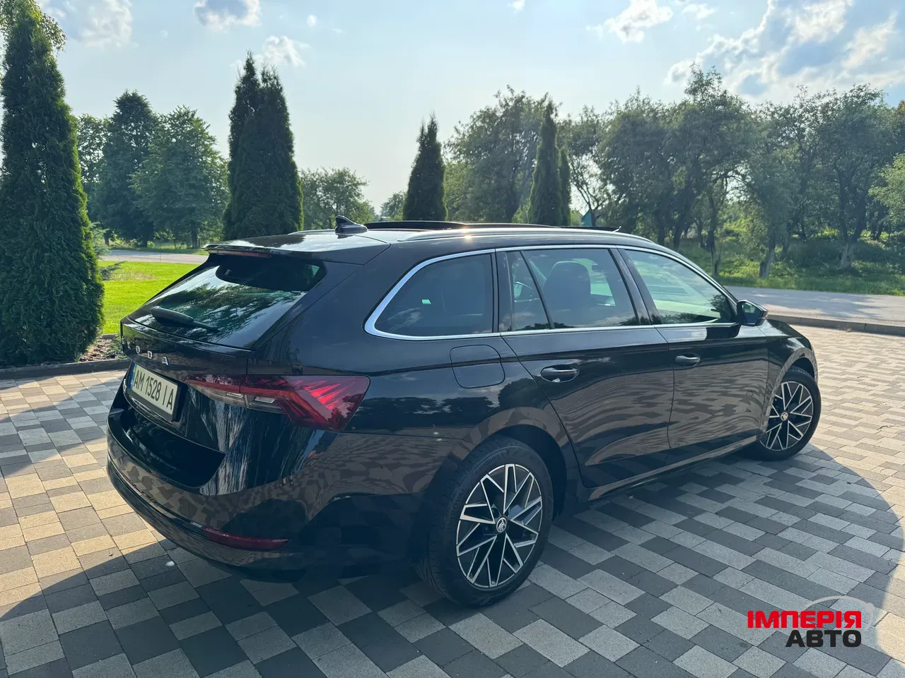 Skoda Octavia - фото 4