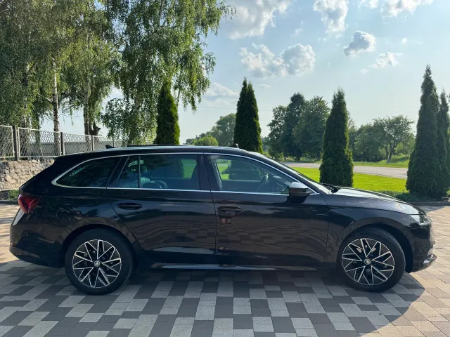 Skoda Octavia - фото 3