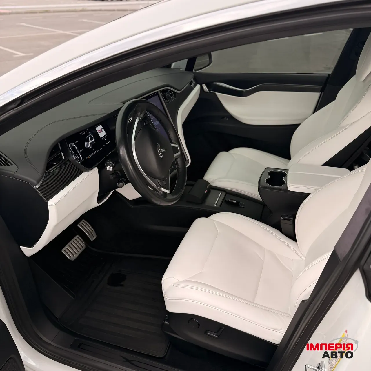 Tesla Model X - фото 9