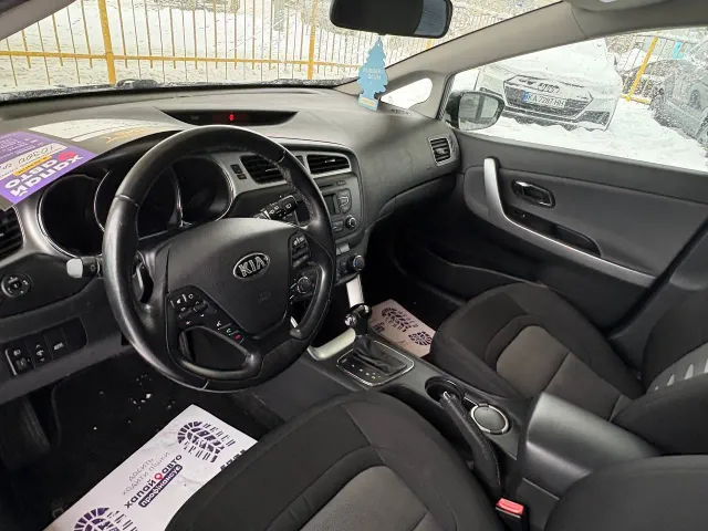 Kia Ceed - фото 4