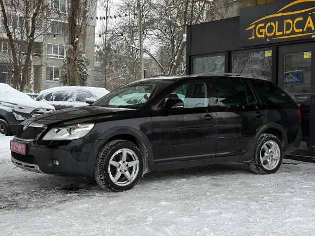 Skoda Octavia - фото 3