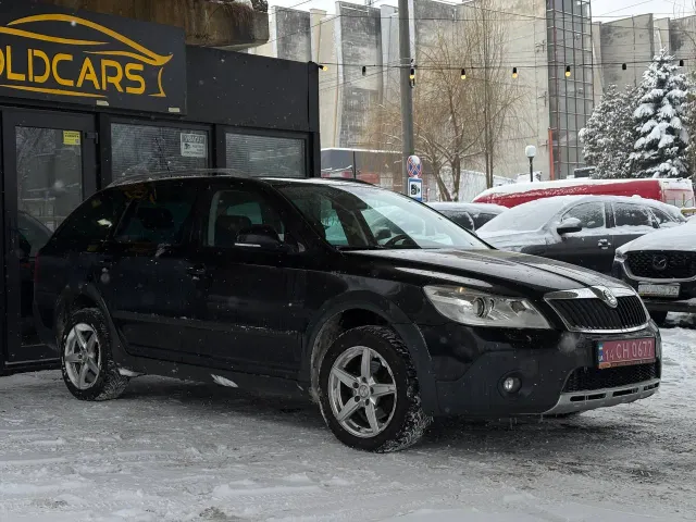 Skoda Octavia - фото 2