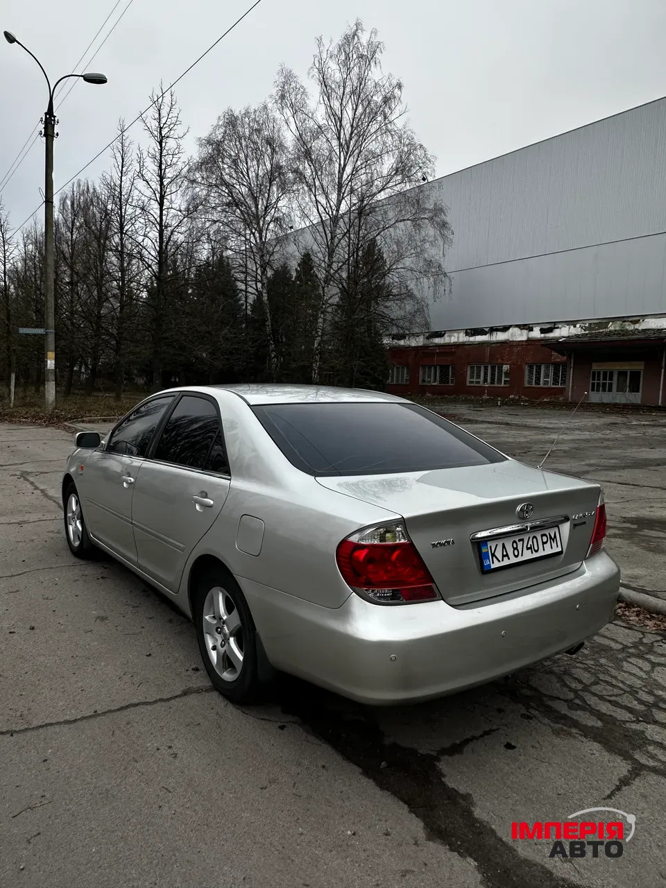 Toyota Camry - фото 4