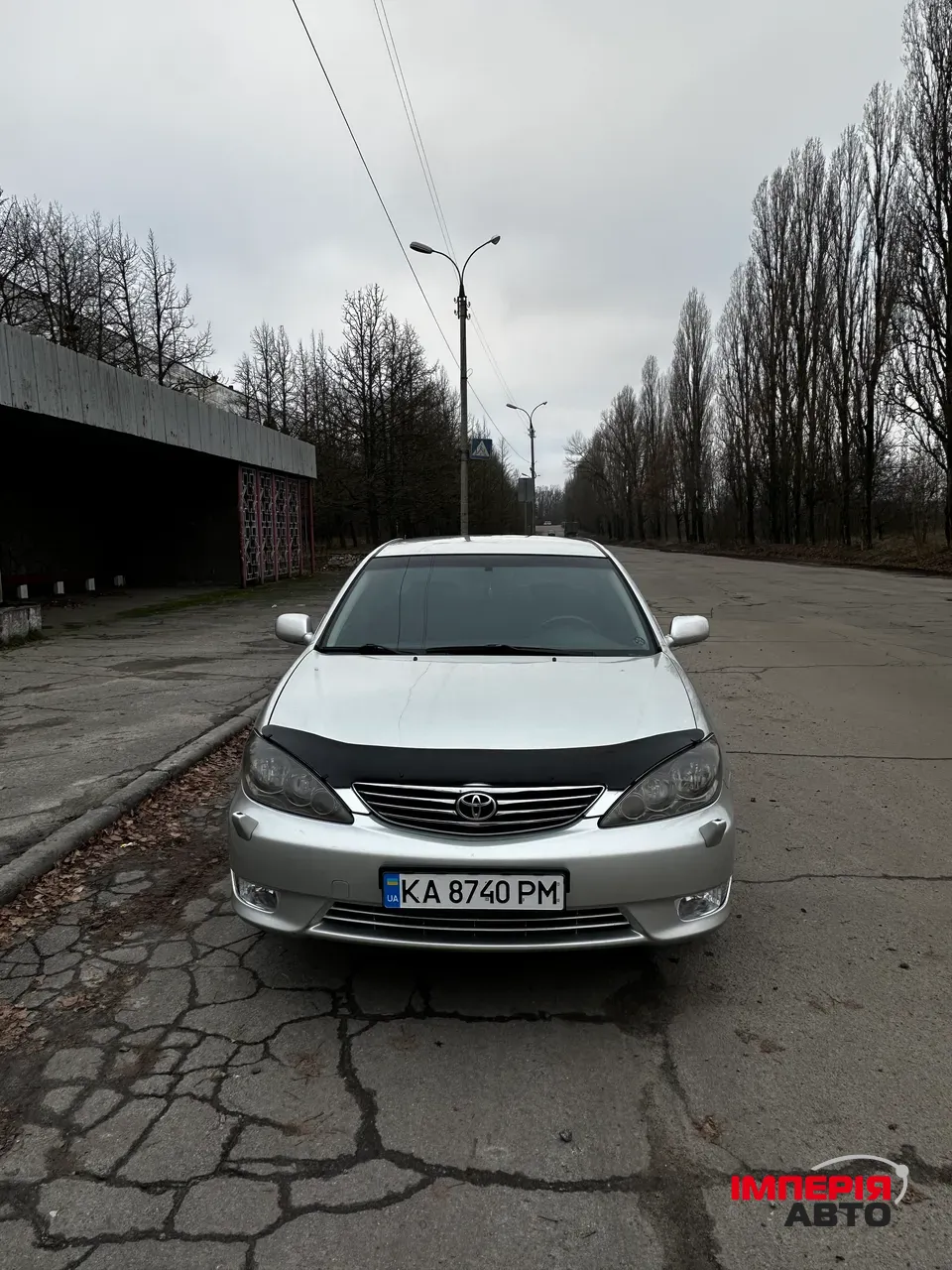 Toyota Camry - фото 2