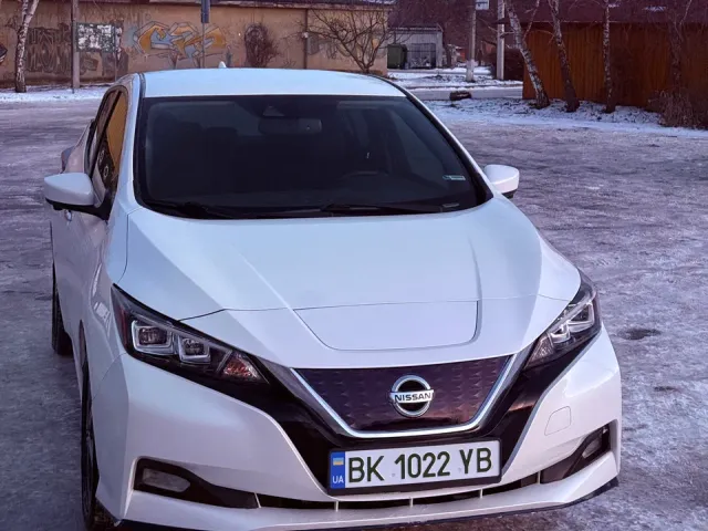 Nissan Leaf - фото 3