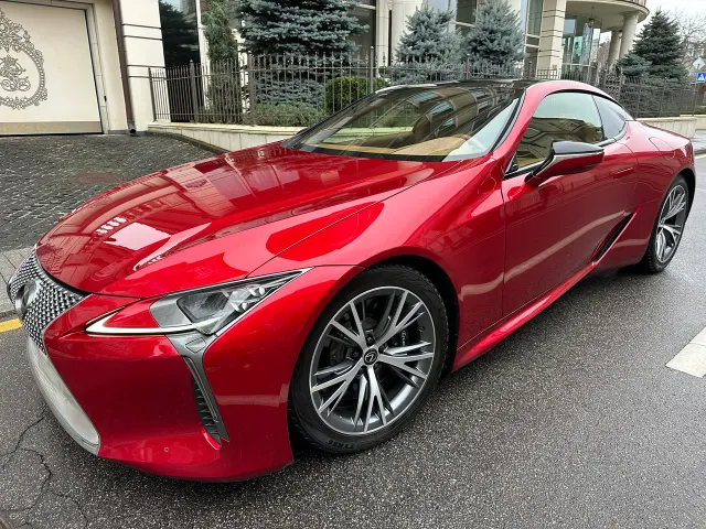 Lexus LC - фото 2