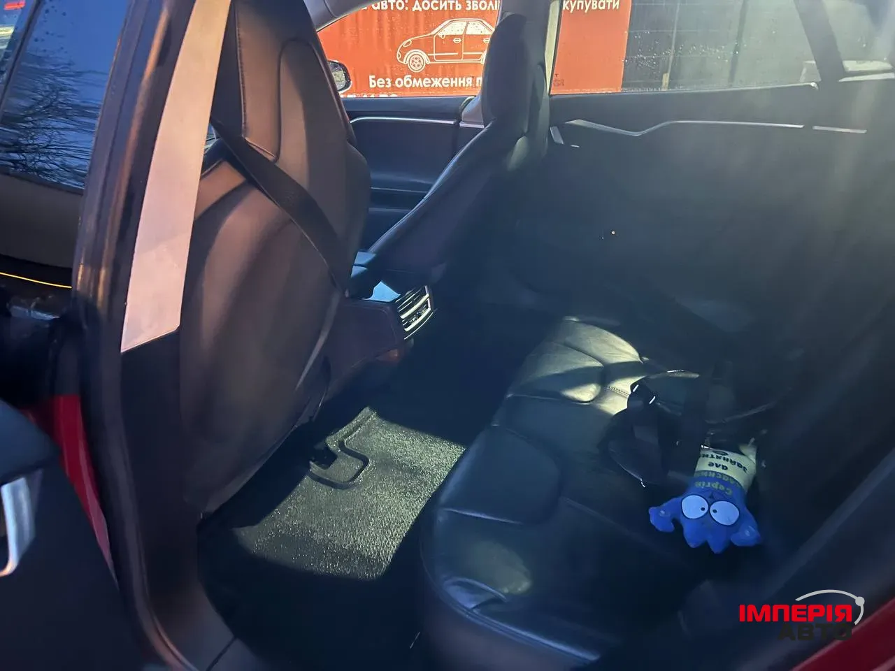 Tesla Model S - фото 15