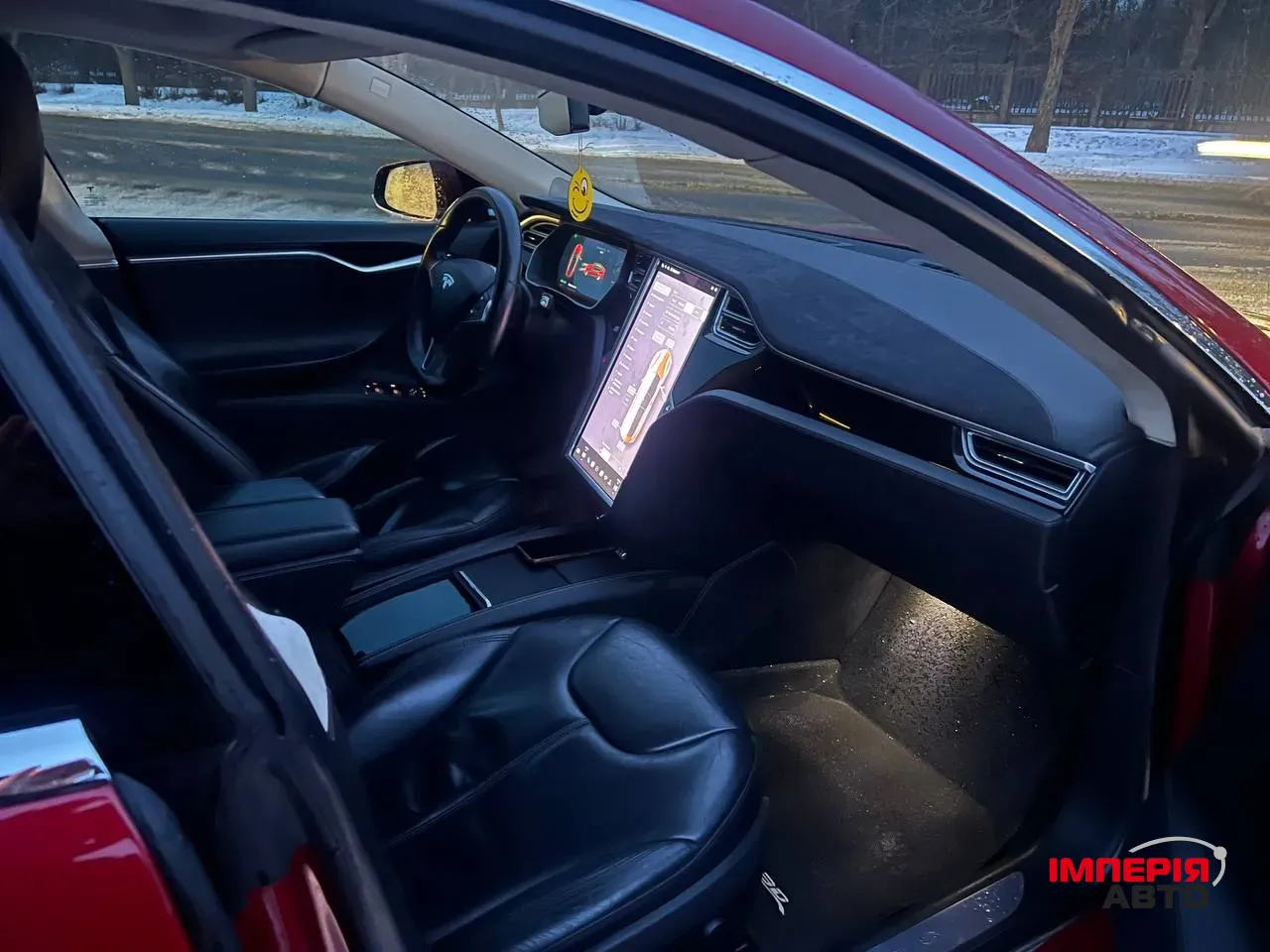 Tesla Model S - фото 11