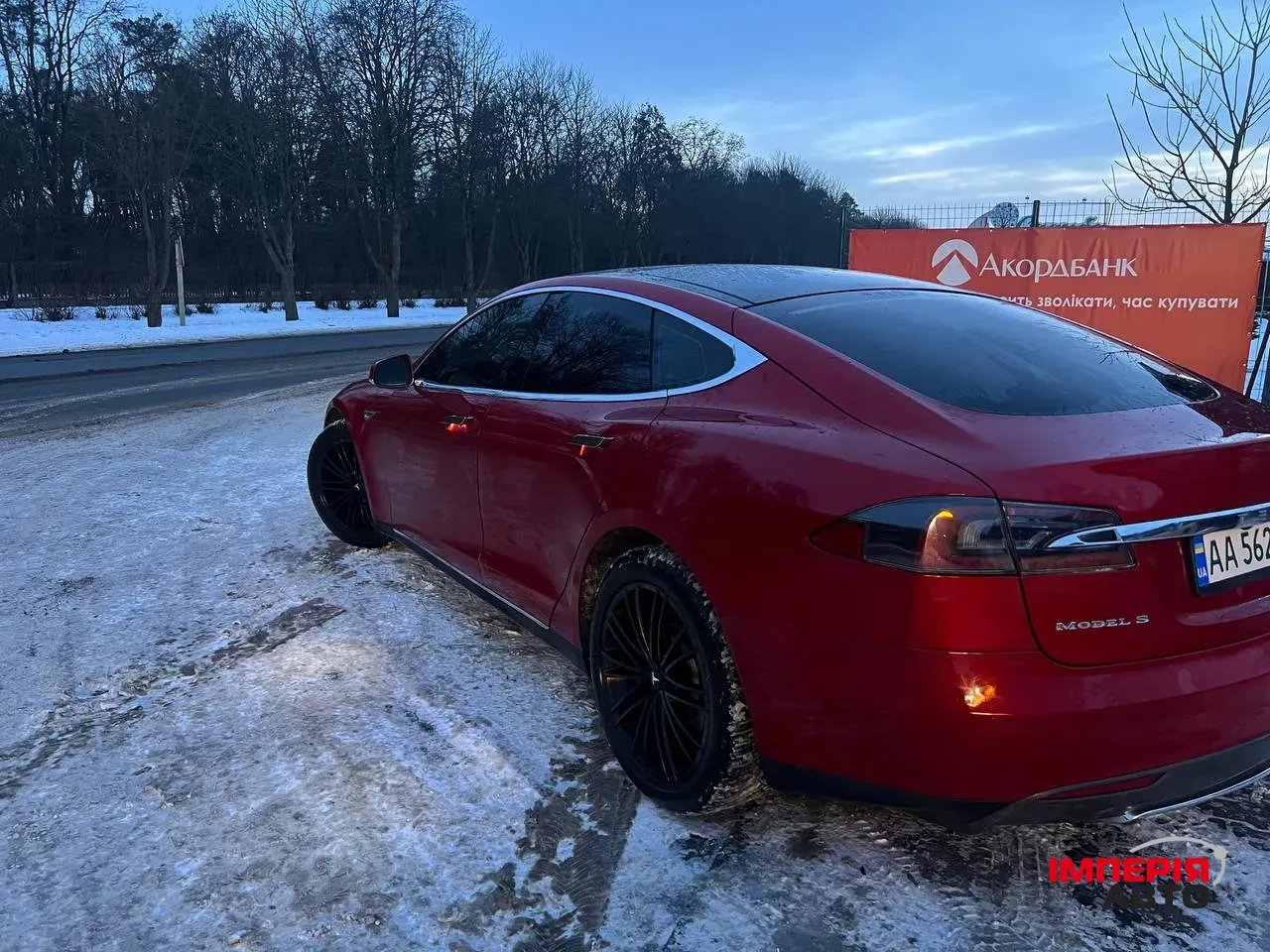 Tesla Model S - фото 5