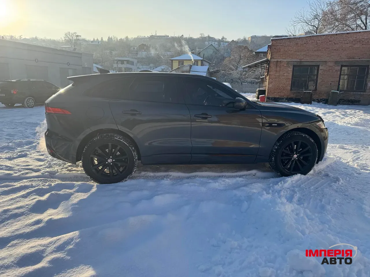 Jaguar F-Pace - фото 4