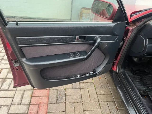 Audi 100 - фото 5